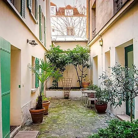 Apartment Paris-oasis Montmartre