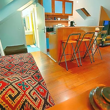 Paris-oasis Montmartre Hotel 4*