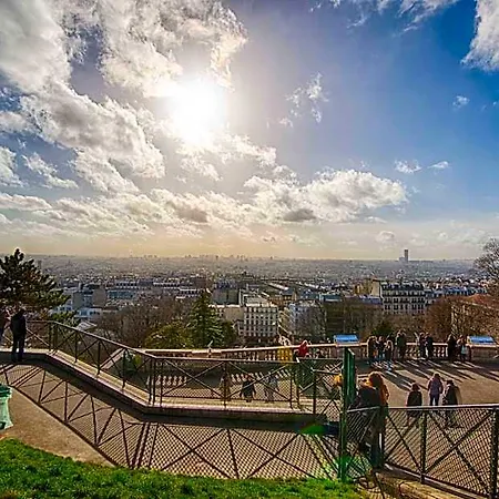 Paris-oasis Montmartre Hotel 4*